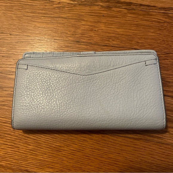 Fossil Sky Blue Leather Wallet - Picture 2 of 3